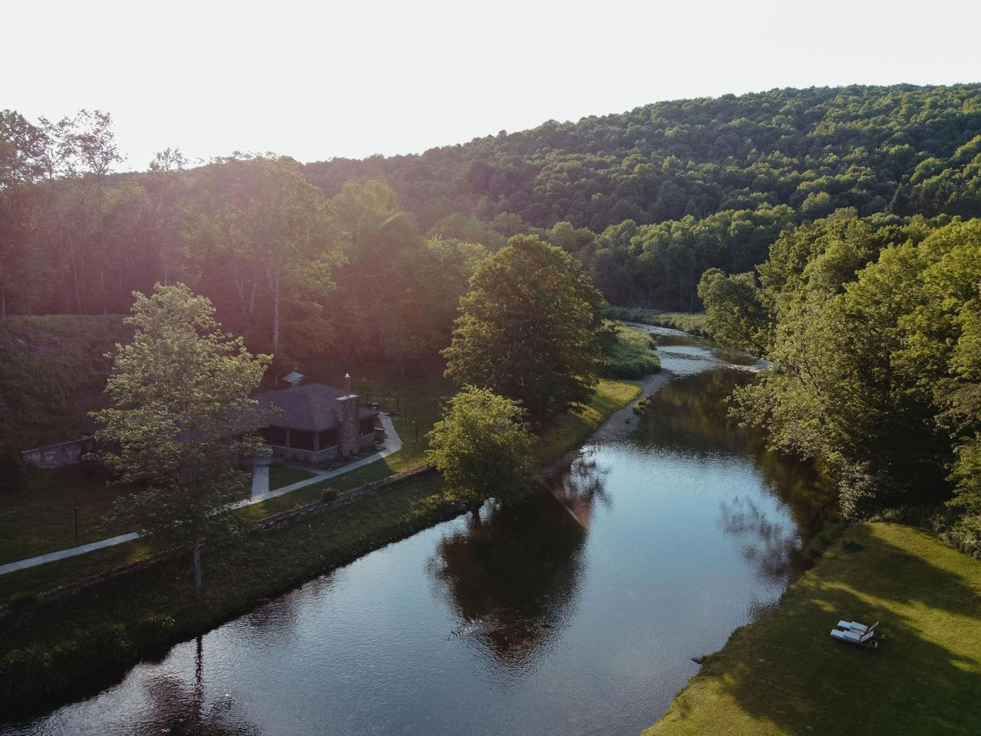 Antrim Streamside Hotel Livingston Manor Buitenkant foto